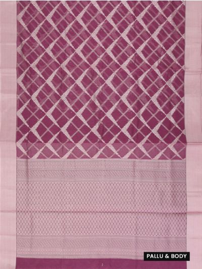 Gracecharm Kora Silk Cotton Diamond Jaal with Floral Lattice Pallu Saree