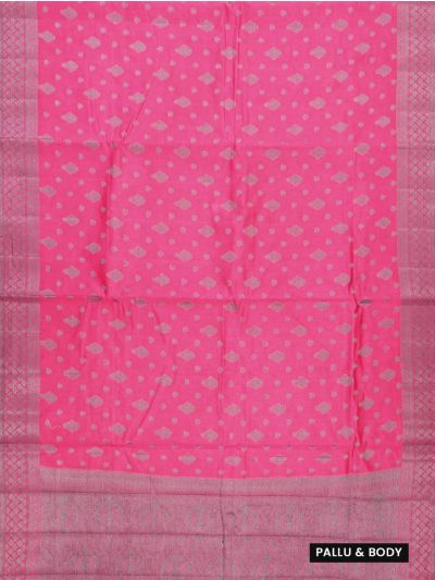 Gracecharm Semi Jute Butta with Floral Medallion Pallu Saree