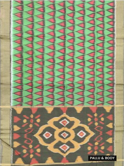 Gracecharm Pochampally Silk Cotton Triangle Butta Geometric Pallu Saree