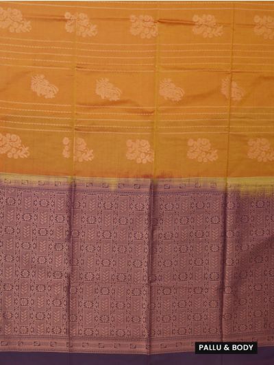 Gracecharm Art Soft Silk Floral Butta Rectangular Jaal Pallu Saree