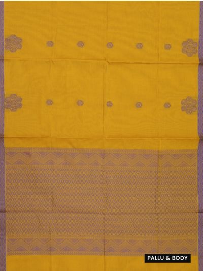 GraceCharm Kovai Cotton Butta with Geometric Jaal Pallu Saree