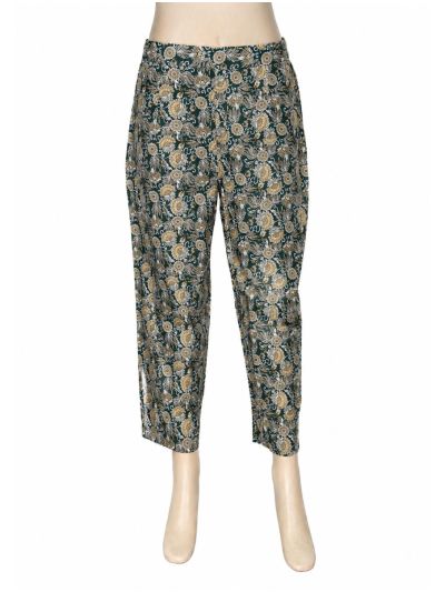Kanmanie Elegant Floral Printed Kurta Set