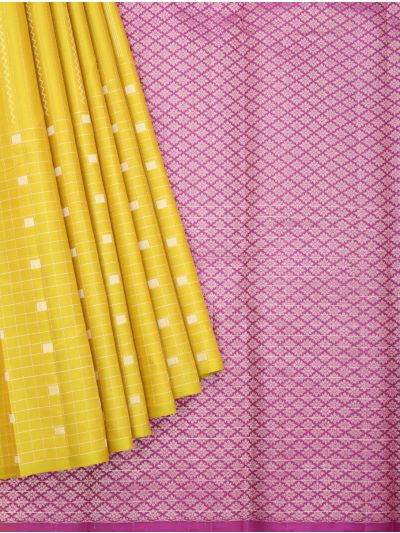 Gracecharm Elegant Pure Soft Silk Striped Design with Border Saree