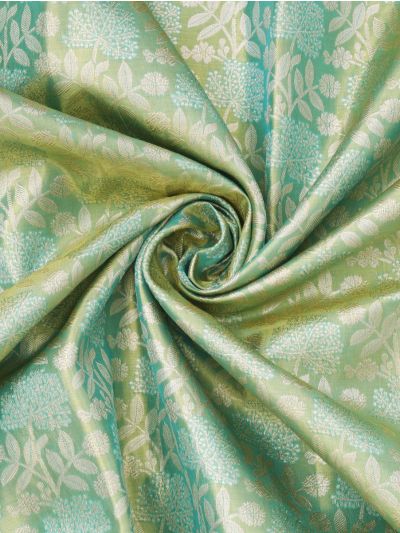 Gracecharm Pure Silk Floral Cluster Jaal Lattice Pallu Floral Border Saree