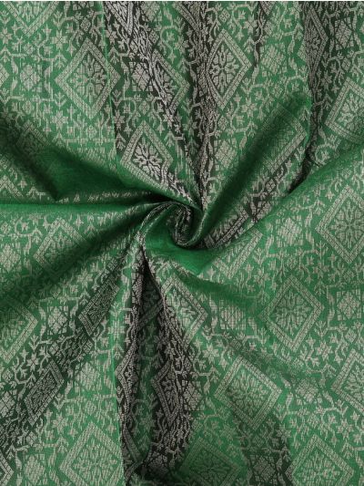 Gracecharm Pure Soft Silk Geometric Diamond with Diamond Pallu Saree