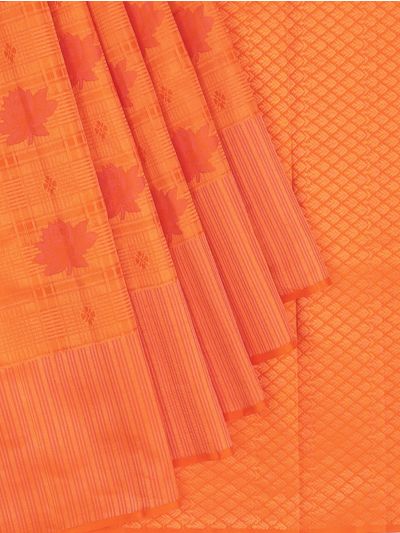 Kanmanie Soft Silk Lotus Butta with Diamond Lattice 7 Inch Jacquard Border Saree