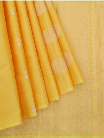 Gracecharm Pure Soft Silk Peacock Butta with Diamond Brocade Pallu Saree