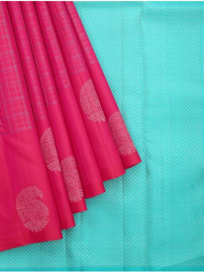 Gracecharm Pure Soft Silk Paisley Motif with Diamond Brocade Pallu Saree