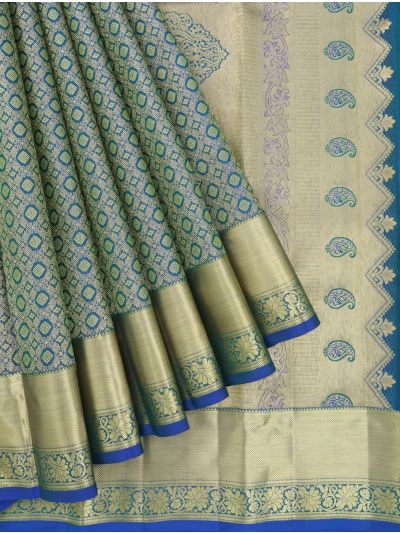 Gracecharm Pure Silk Floral Jaal with Paisley Pallu and Zari Border Saree