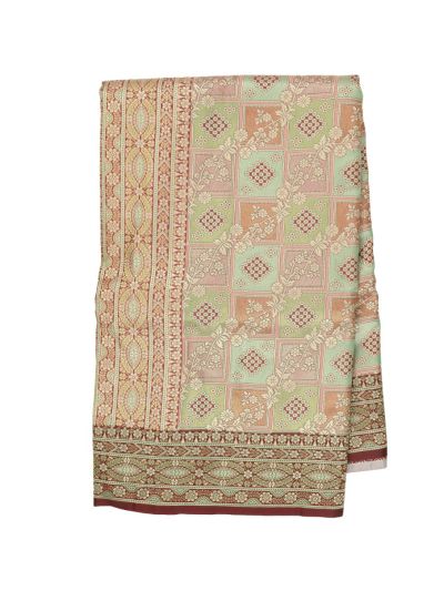 Gracecharm Mashru Kanjivaram Silk Floral Vine Square Medallion Pallu Saree