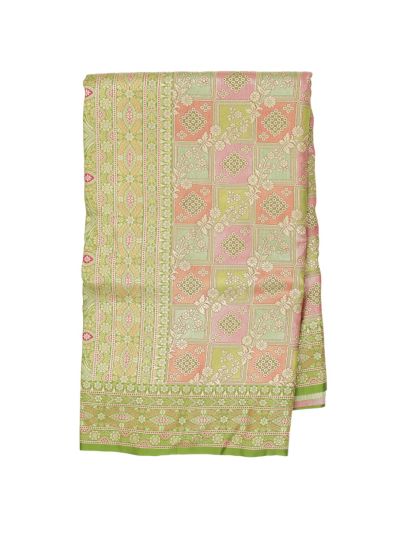 Gracecharm Mashru Kanjivaram Silk Floral Vine Square Medallion Pallu Saree