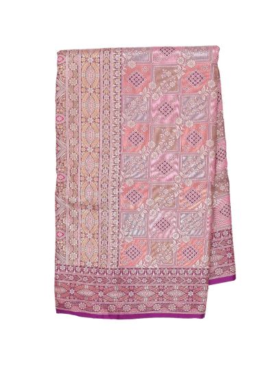 Gracecharm Mashru Kanjivaram Silk Floral Vine Square Medallion Pallu Saree