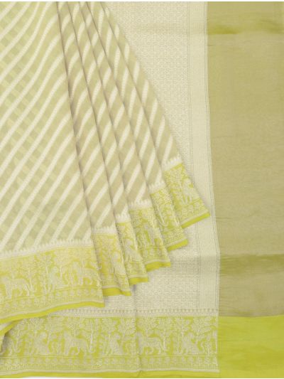 BlossomEase Pure Banarasi Silk Structured Architectural Patterns Saree
