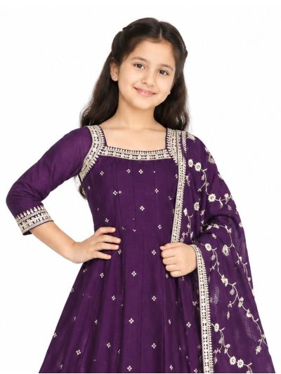 Graceful Essence Girls Butta Embroidered Flared Kurta Pant Dupatta Set