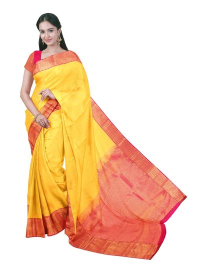Gracecharm Pure Silk Floral Jaal with Geometric Diamond Pallu Saree