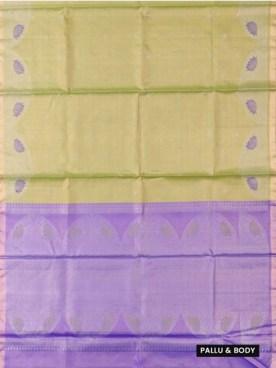 Kanmanie Soft Silk Floral Butta with Lotus Medallion 5 Inch Turning Border Saree