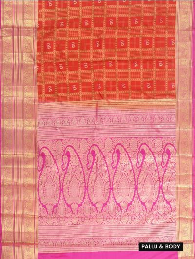 Gracecharm Gift Art Silk Checked Butta with Floral Paisley Pallu Saree