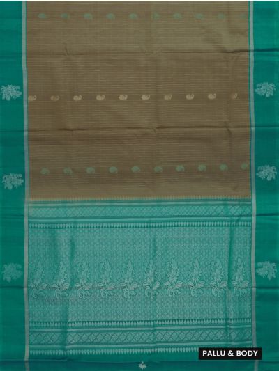 Kanmanie Elegant Striped and Butta Design Side Butta Border Soft Silk Saree