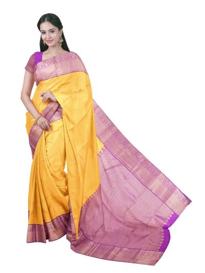 Gracecharm Gold Zari Jaal Floral And Vine Weave Pallu Silk Saree