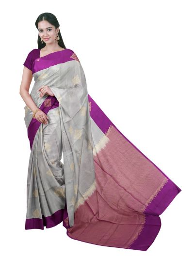 Gracecharm Art Soft Silk Ornamental Diamond Butta with Chevron Pallu Saree