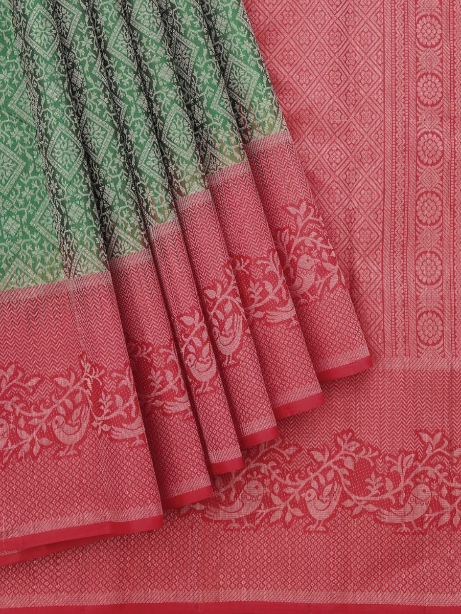 Gracecharm Pure Soft Silk Geometric Diamond with Diamond Pallu Saree