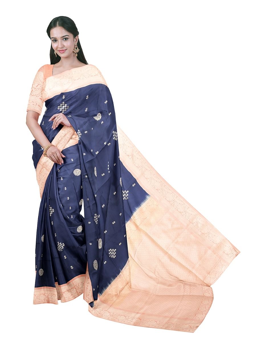 Gracecharm Elegant Art Soft Silk Butta Design Contrast Border Saree