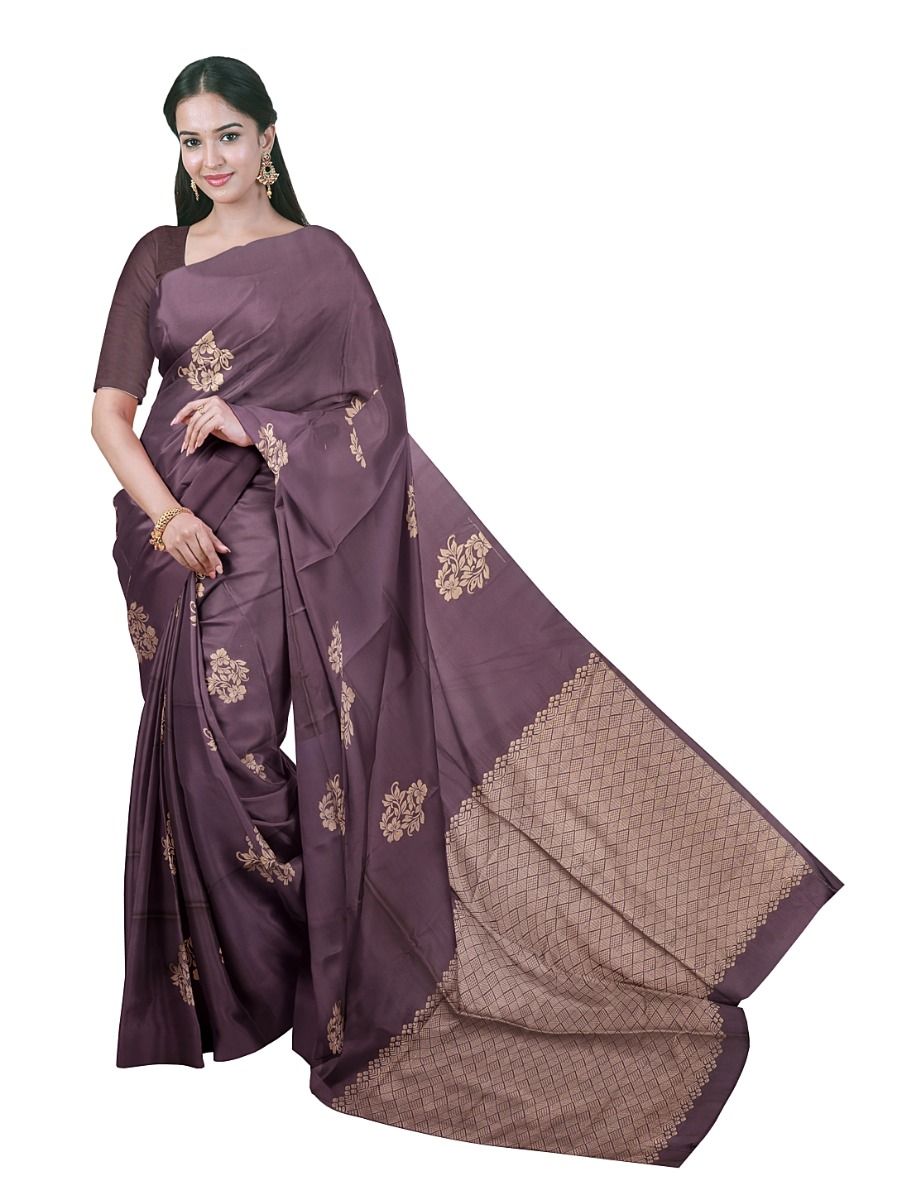 Gracecharm Art Soft Silk Floral Bouquet Butta with Geometric Diamond Pallu Saree
