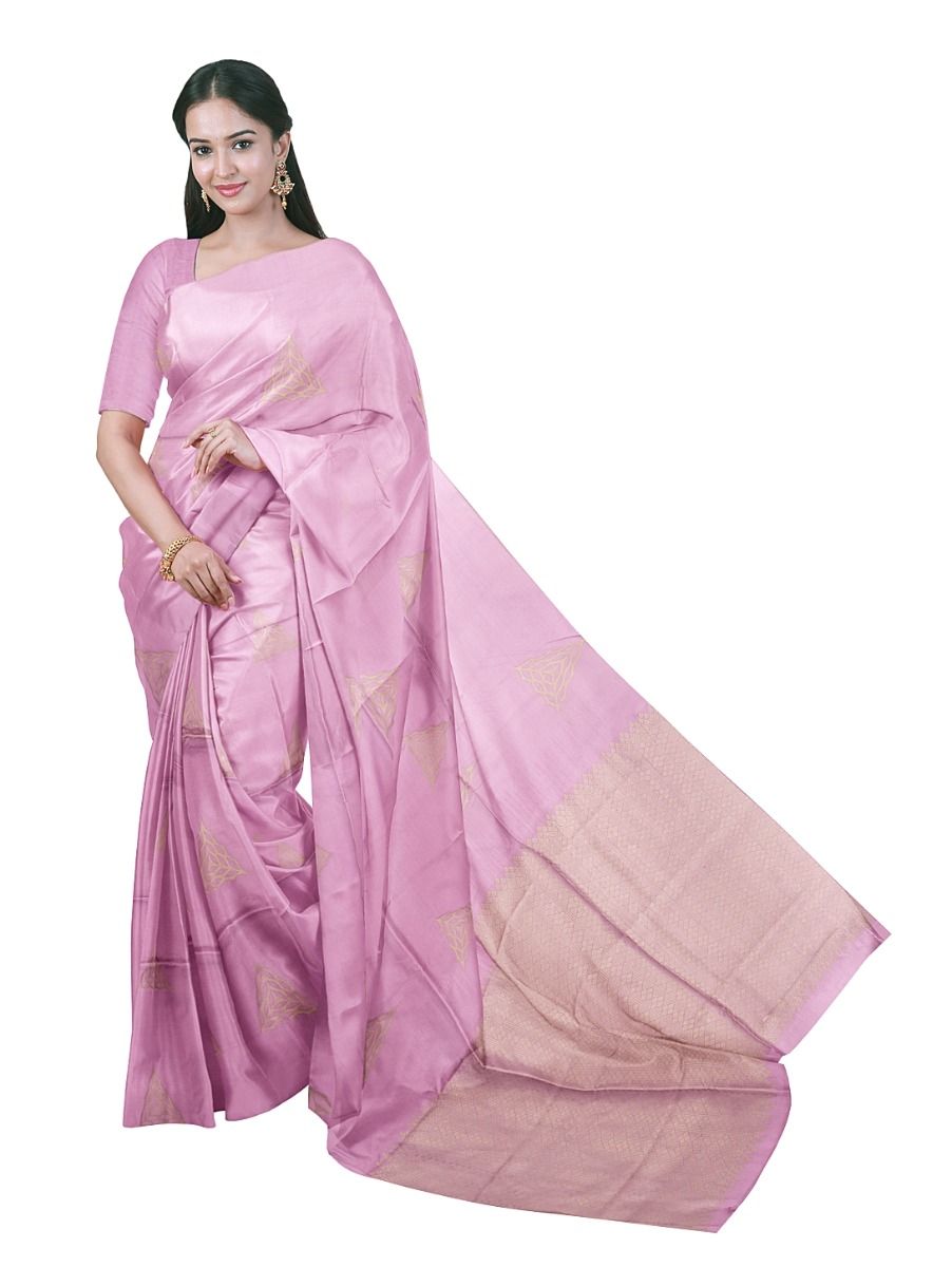 Gracecharm Art Soft Silk Triangular Butta with Geometric Diamond Pallu Saree