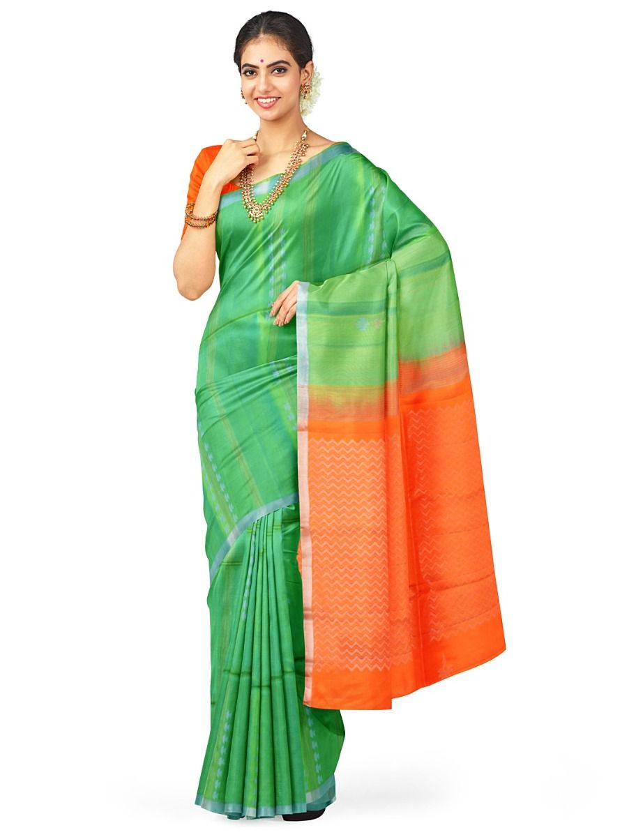 Kanmanie Soft Silk Striped Butta Design with 1 Inch Zari Border Saree