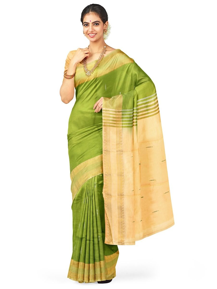 Kanmanie Vazhainaar Pattu Geometric Butta with Contrast Butta Pallu Saree