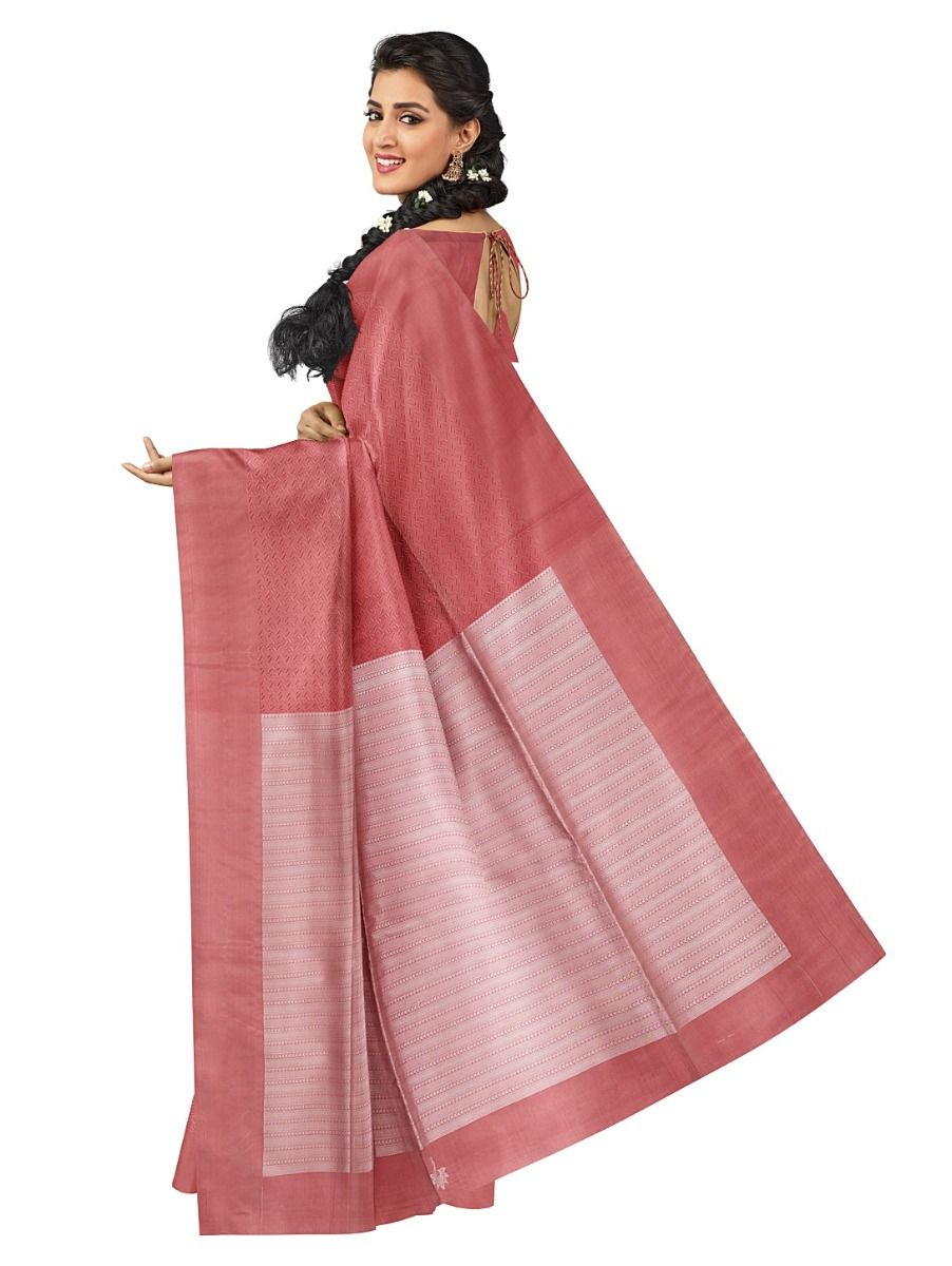 Kanmanie Softy Silk Salmon Pink Geometric Design Saree