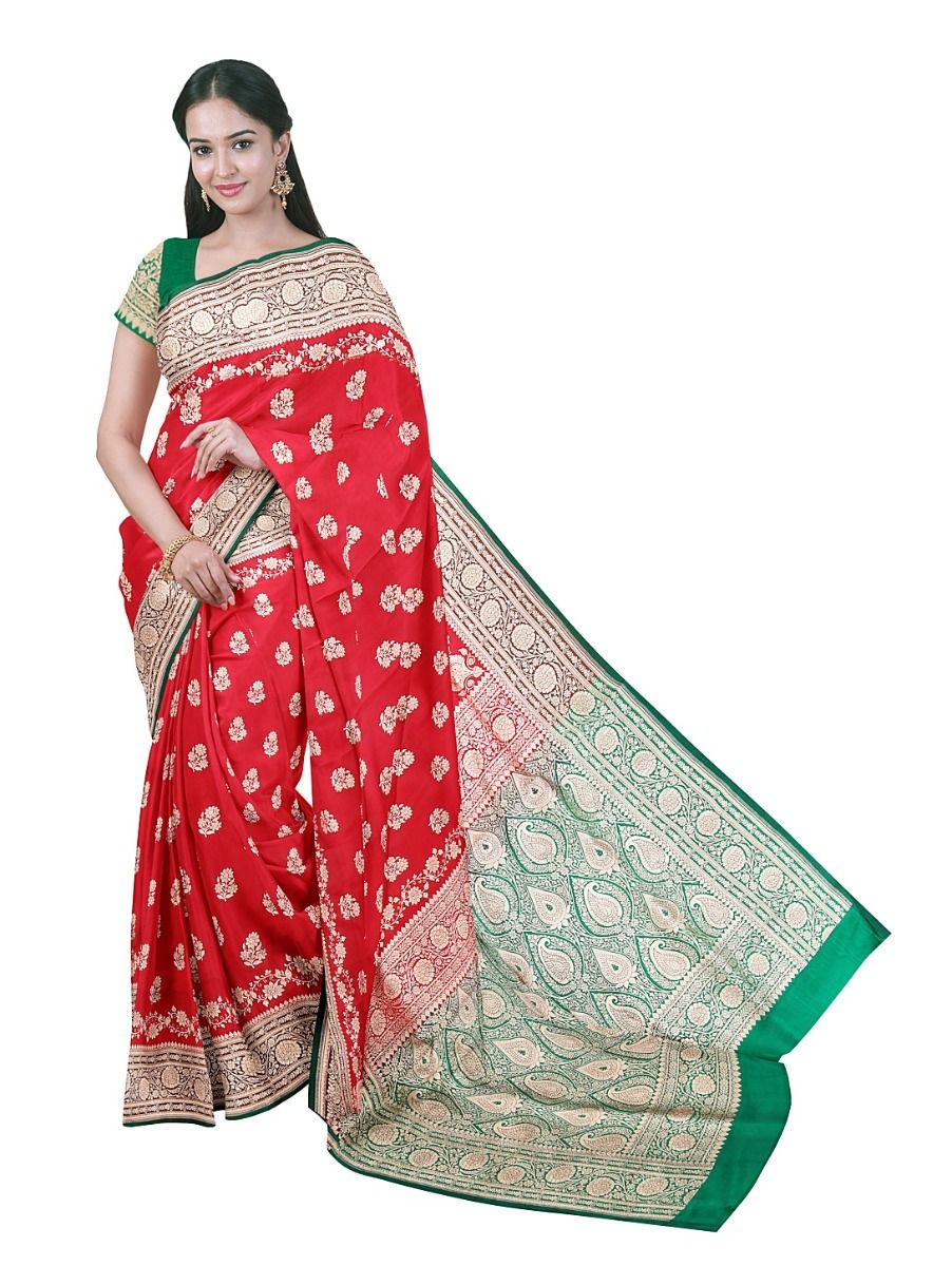 BlossomEase Semi Banarasi Floral Butta with Green Paisley Pallu Saree
