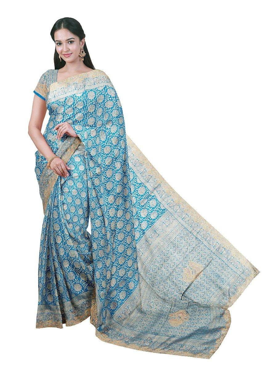Gracecharm Fancy Silk Designer scalloped cut work With gold Zari Jaal Saree
